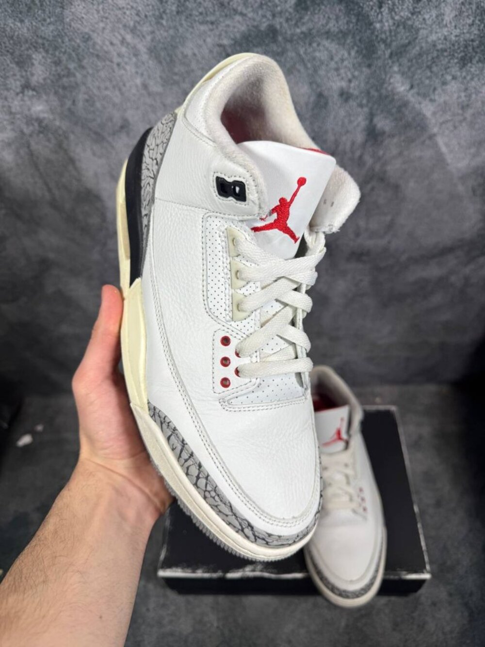 Size 9.5 | Jordan 3 White Cement With Box | Pre-Owned